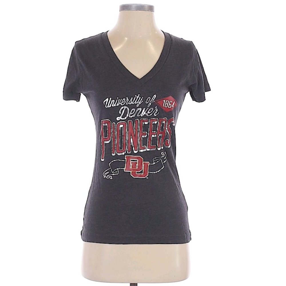 University of Denver Pioneers DU 1864 Fitted T-Shirt!